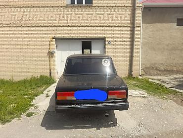 mercedes benz 208 d: Lada sedan (klassik “2107” seriyası görünüşü) – qara rəng, 4 qapı — 8