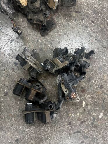 Амортизаторы, пневмобаллоны: Задний амортизатор, Передний амортизатор, Комплект амортизаторов Lexus 2001 г., Б/у, Оригинал, ОАЭ — 10