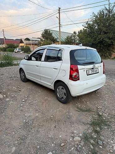 moning: Kia Morning: 2010 г., Бензин, Хэтчбэк — 2