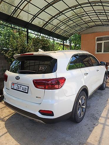 70 сом: Kia Sorento: 2019 г., 0.2 - engine capacity л, Автомат, Дизель, Кроссовер — 4