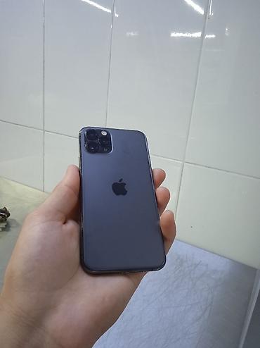 iphone 13 sat: Space Gray, Face ID — 1