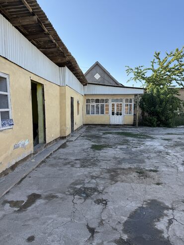 купить дом в киргизии на иссык куле: 150 кв. м, 3 бөлмө, Жылытылган, Унаа токтотуучу жай, Жертөлө, ороо
