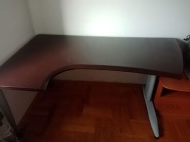 Desks and tables: Desks, Wood, Used
