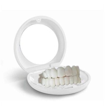 Ostalo: Snap on Smile navlake za zube 
Cena:3600din/par gornja i donja — 8