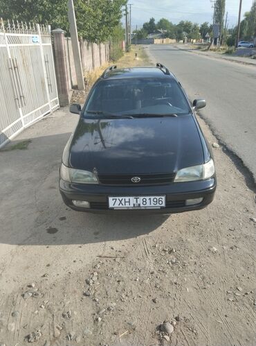 машина мерс с: Toyota Carina E: 1995 г., 1.6 л, Механика, Бензин, Универсал