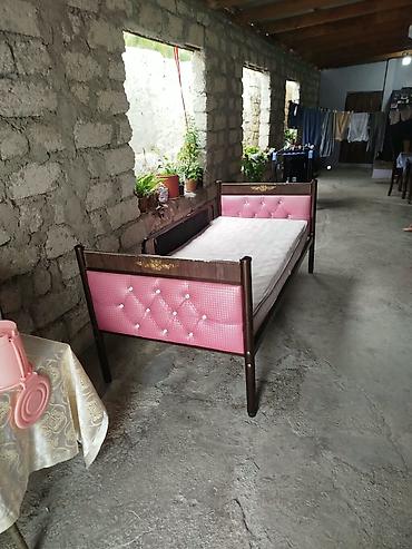 matras demiri: İkimərtəbəli dəmir çarpayı satılır. Model həm bunk bed kimi, həm də — 2
