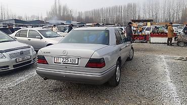 Продажа авто: Mercedes-Benz 220: 1993 г., 2.2 л, Механика, Бензин, Седан — 4