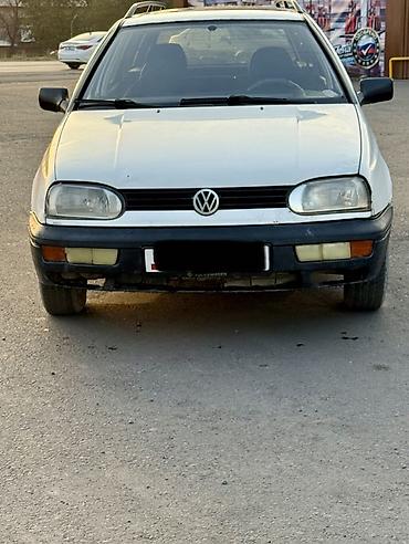 Volkswagen Golf Variant: 1994 г., 1.4 л, Механика, Бензин, Универсал