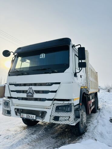 Грузовики: Грузовик, Howo, Стандарт, Б/у — 6