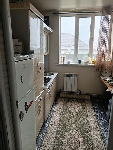 Продажа коттеджей и домов: Дом с двором и навесом - Отдельно стоящий дом с высоким навесом над — 9