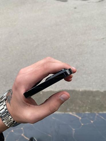 15 pro: IPhone 14 Pro Max, Qara, Face ID — 5