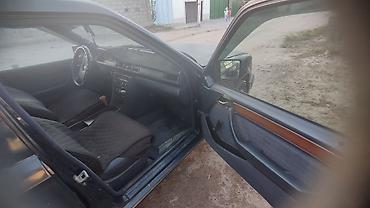w210 3 2: Mercedes-Benz W124: 1990 г., 2.3 л, Механика, Бензин, Универсал — 8
