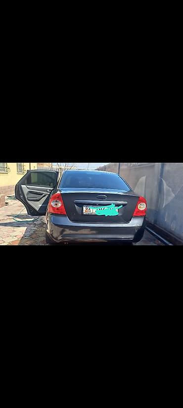 kia karneval: Ford Focus: 2010 г., 2 л, Автомат, Бензин, Седан — 2