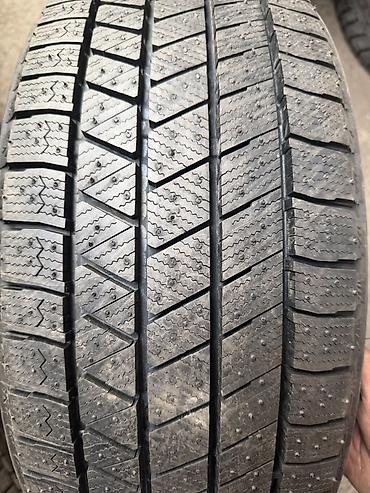 blizzak: Комплект зимних шин Bridgestone Blizzak VRX (Made in Japan) - Размер — 2