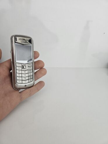 original vertu qiymeti: Vertu Constellation, 8 GB, rəng - Boz, Zəmanət, Düyməli