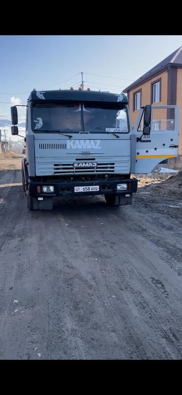 Другие Автомобили: Продается KAMAZ Евро 1 Тягач 2001 г Состояние хорошая находу