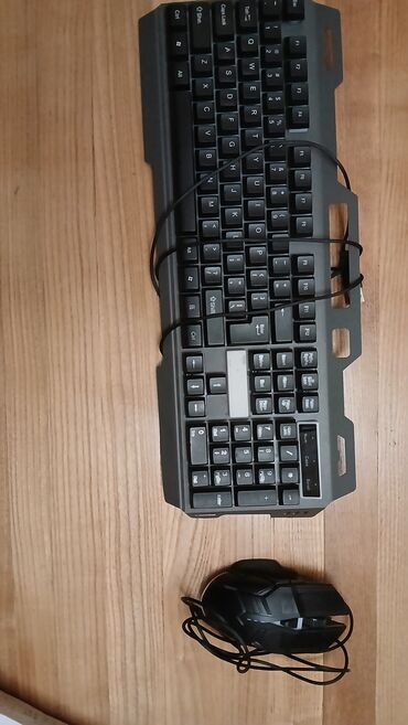mexanik klaviatura: Jedel CP-02 Klaviatura Və S600 RGB İşığlı Mouse Satılır.Heç Bir