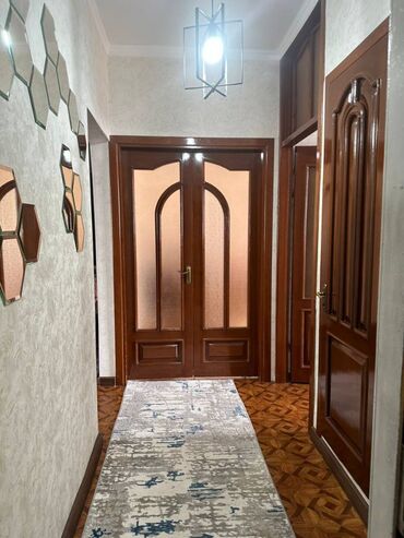 kyrgyz kyzdar: 3 комнаты, 67 м², 106 серия, 9 этаж, Косметический ремонт