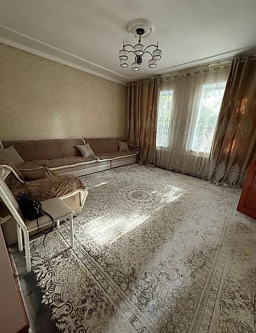 Продажа коттеджей и домов: Продается дом. На первой линии Элебесова (район дордой). Участок — 9