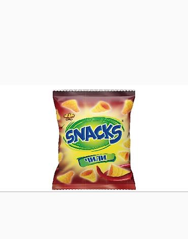 Набор сладостей и снеков: - Кукурузные снеки SNACKS, вкус чили