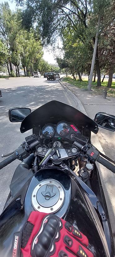 ямаха р: Мотоцикл Kawasaki ZZR 1100 — это мощный спортивно-туристический байк с — 3