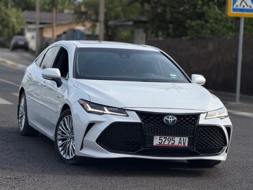 авто машины: Toyota Avalon: 2019 г., 2.5 л, Автомат, Гибрид, Седан