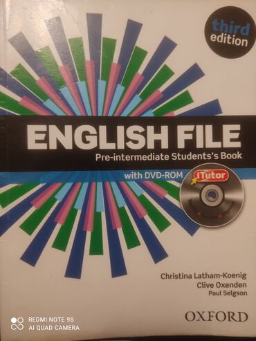 english file: English File pre-intermediate iş defteri ilə birlikde az yazılıb