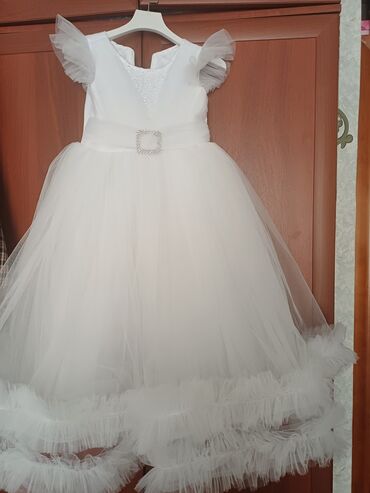 костюм на выписку: Балдар көйнөгү, түсү - Ак, Колдонулган