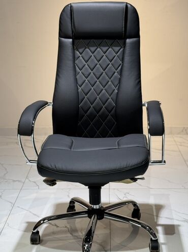 Офисные кресла: Офисное кресло, Новый, С колесиками, цвет - Черный, Экокожа, Бесплатная доставка — 10
