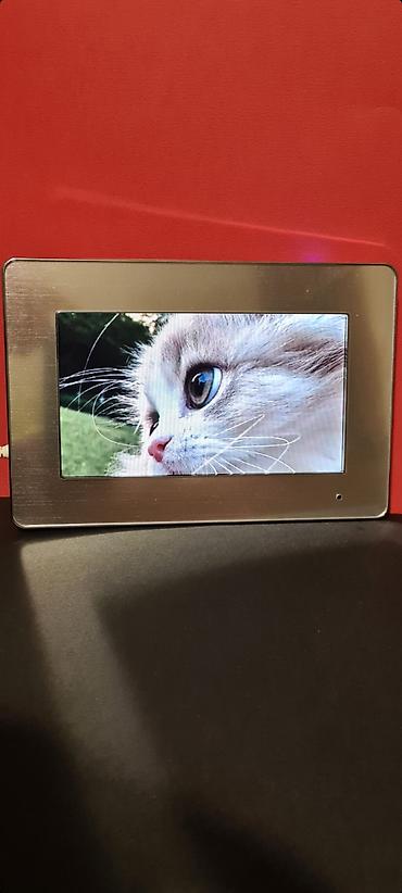 Ostala foto i video oprema: ☆ Digitalni ram za fotografije AgfaPhoto AF5070M ima sledeće — 1