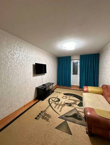 Продажа квартир: 2 комнаты, 43 м², 104 серия, 3 этаж, Евроремонт