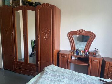 куплю набор ключей для авто: Спальный гарнитур в классическом стиле, цвет тёмный орех. Состав: -