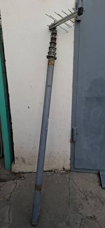 Навесы: Ворота на гараж, окна деревянные б/у фермы металлические, мачта — 6