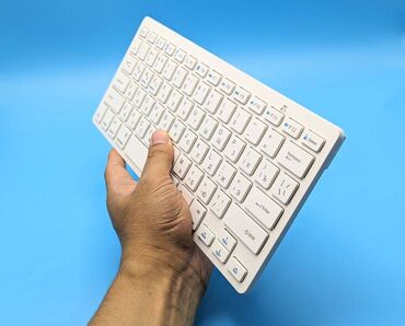 Клавиатуры: Клавиатура, Мембранная, Bluetooth подключение, Размер: 75% — 8