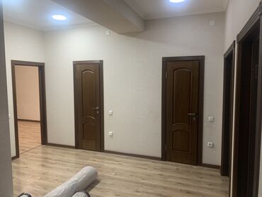 боконбаева квартиры: 3 комнаты, Собственник, С мебелью частично