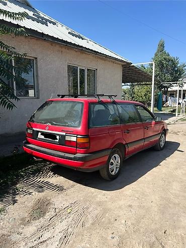 belarus 82: Volkswagen Passat Variant: 1992 г., 1.8 л, Механика, Бензин, Универсал — 3