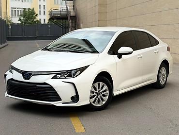 corolla 2022: Toyota Corolla: 2021 г., 1.8 л, Вариатор, Бензин, Седан — 1