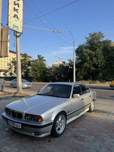 блок оф: BMW 5 series: 1995 г., 2.5 л, Механика, Бензин, Седан