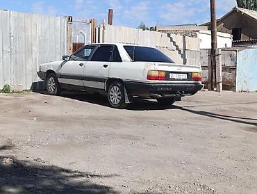 210 белый: Audi 100: 1985 г., 1.8 л, Механика, Бензин, Седан — 7