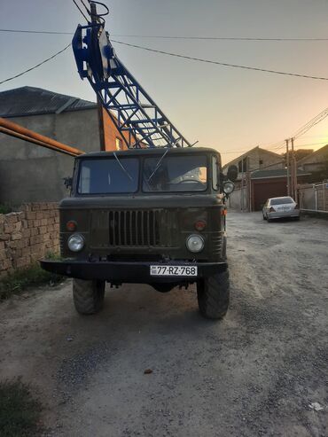 Digər nəqliyyat: Uqb 50 yeni maşindan seçilmir