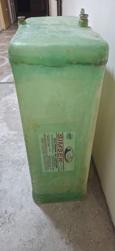 Otaq bitkiləri: Bak, Plastik, 750 l l