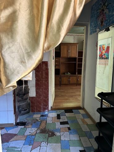 сдаю дом на длительный срок рядом просп жибек жолу бишкек: 35 кв. м, 2 бөлмө