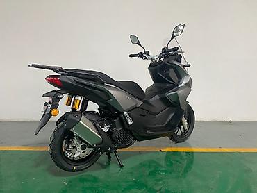 Скутеры: Макси-скутер 200 куб. см, Бензин, Новый — 13