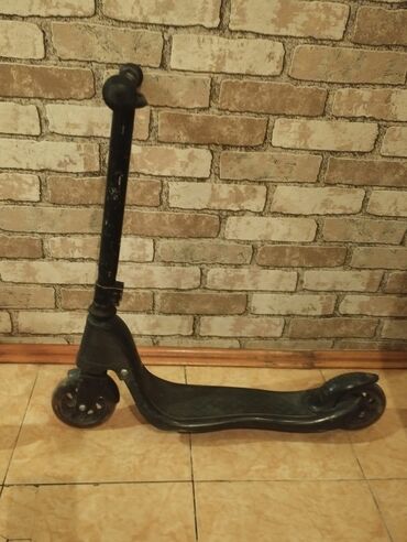 Endirimmm Skuter təzə kimidir 15 azn satılır real alıcıya endirim