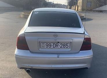 b 180: Opel Vectra: 1.8 l | 2000 il Sedan — 1