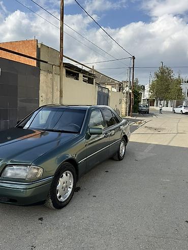 kia cerato 2008: Mercedes-Benz C-Class (W202) sedan - Kuzov: 4 qapılı sedan, tünd — 2