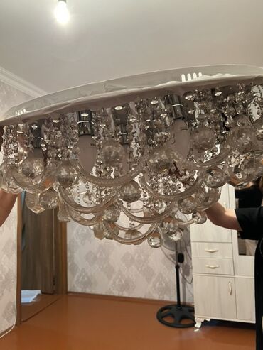 Çılçıraq, 10 və daha çox lampa, Xrustal