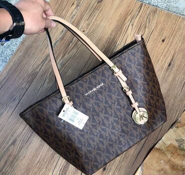 torba louis vuitton cena: Elegant purse, Michael Kors, Material: Leather