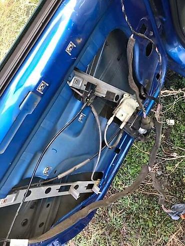 vodeni transport: PODIZAČI STAKALA ZA RENAULT MEGANE OD 2001. DO 2008. GOD — 1