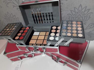 Šminka: Fantastican idealan za poklon,originalan ❤Miss Rose kofer sa — 5